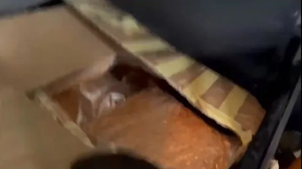 İki uyuşturucu madde satıcısı suçüstü yakalandı